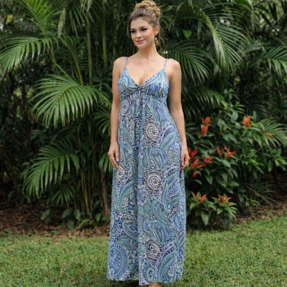NWT Boho Blue Paisley Print Sz L Maxi Dress Spaghetti Strap Flowy Summer Beach
